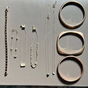 Elegant costume Gold and Black Jewelry Set